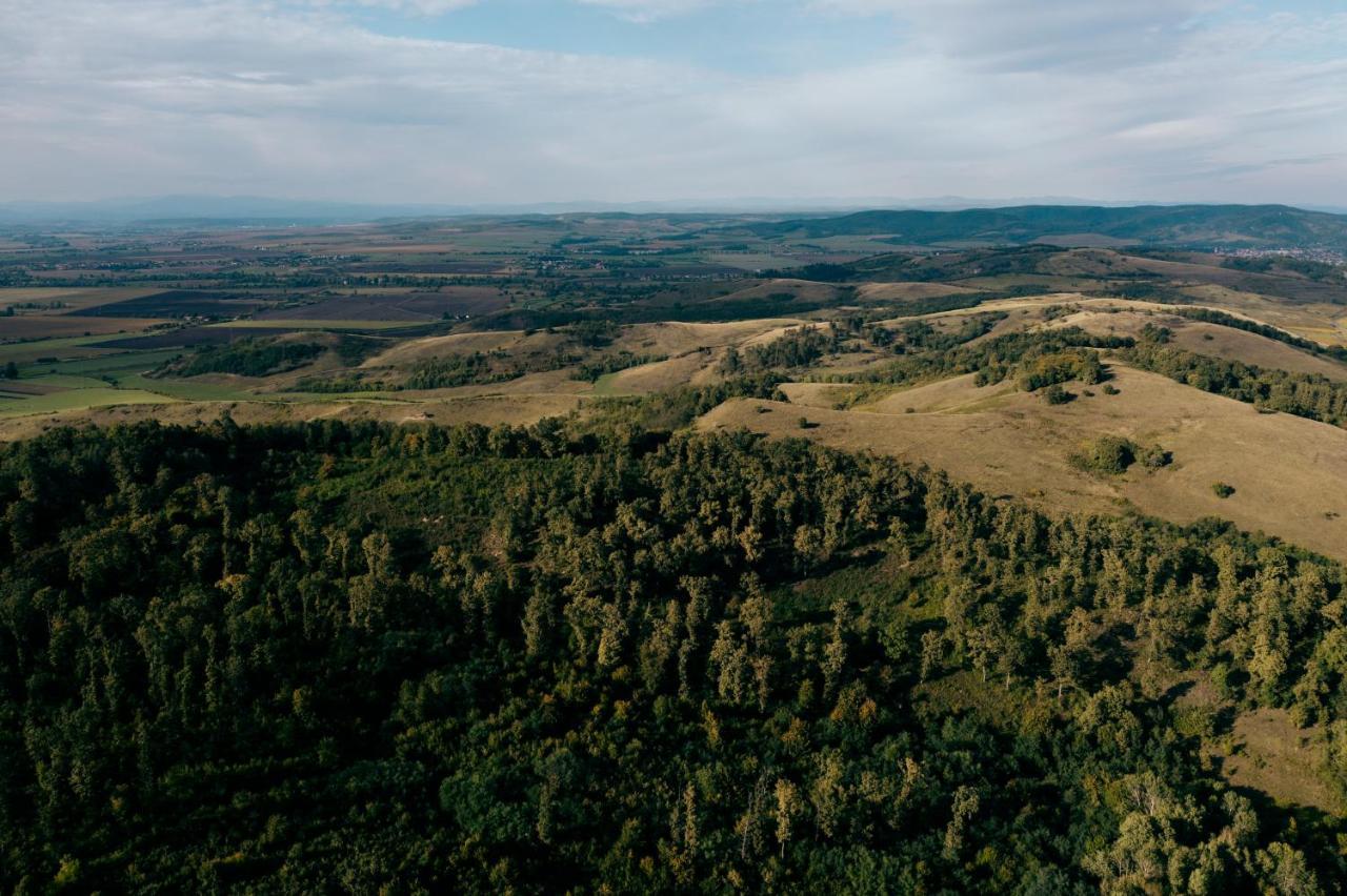 Videki Vendeghaz A Buekkben, Pezsgofuerdovel. Appartement Királd Buitenkant foto